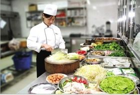 腾裕膳食 引领东莞万江工厂餐饮新标准，一体化服务打造健康食堂